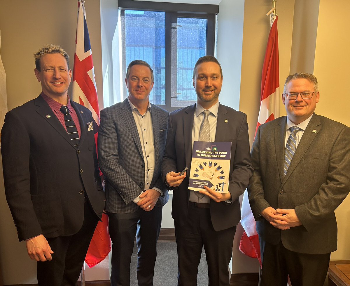 Thank you @BrandenCPC for meeting with the @MBHomebuilders as part of @CHBANational Day on the Hill. It was a pleasure meeting with you to talk about ways to make home ownership a reality for more Canadians.. #CHBADayontheHill