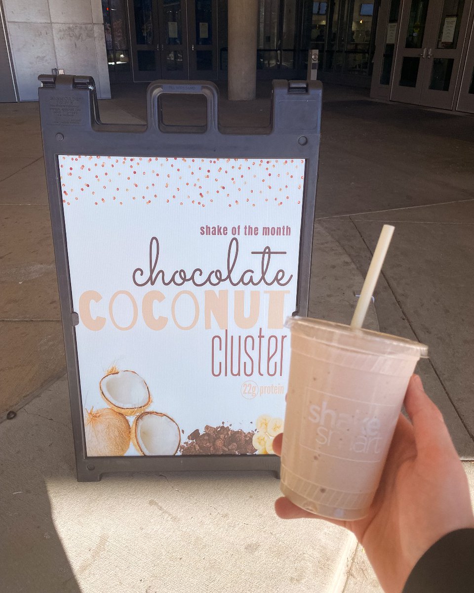 MFoodCo1's tweet photo. Sippin' on pure blissπ«π₯₯β¨
This month's Shake of the Month at Shake Smart is Chocolate Coconut Cluster. Visit Shake Smart at the Rec in February to enjoy this shake!
Check our Dine on Campus website/app to always see the most updated hours!
#shakesmart #shakeofthemonth #umn https://t.co/bSOT5cFGUP