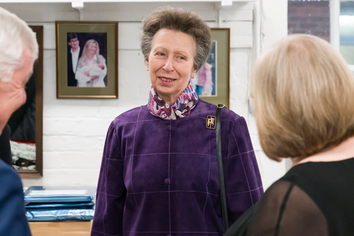 NottmTrentUni's tweet photo. We were delighted to welcome The Princess Royal to Nottingham this afternoon as she visited @g_h_hurt, a lace knitwear manufacturer in Chilwell, to explore and celebrate British textile manufacturing.

(1/5) https://t.co/gr6O4wmfSw