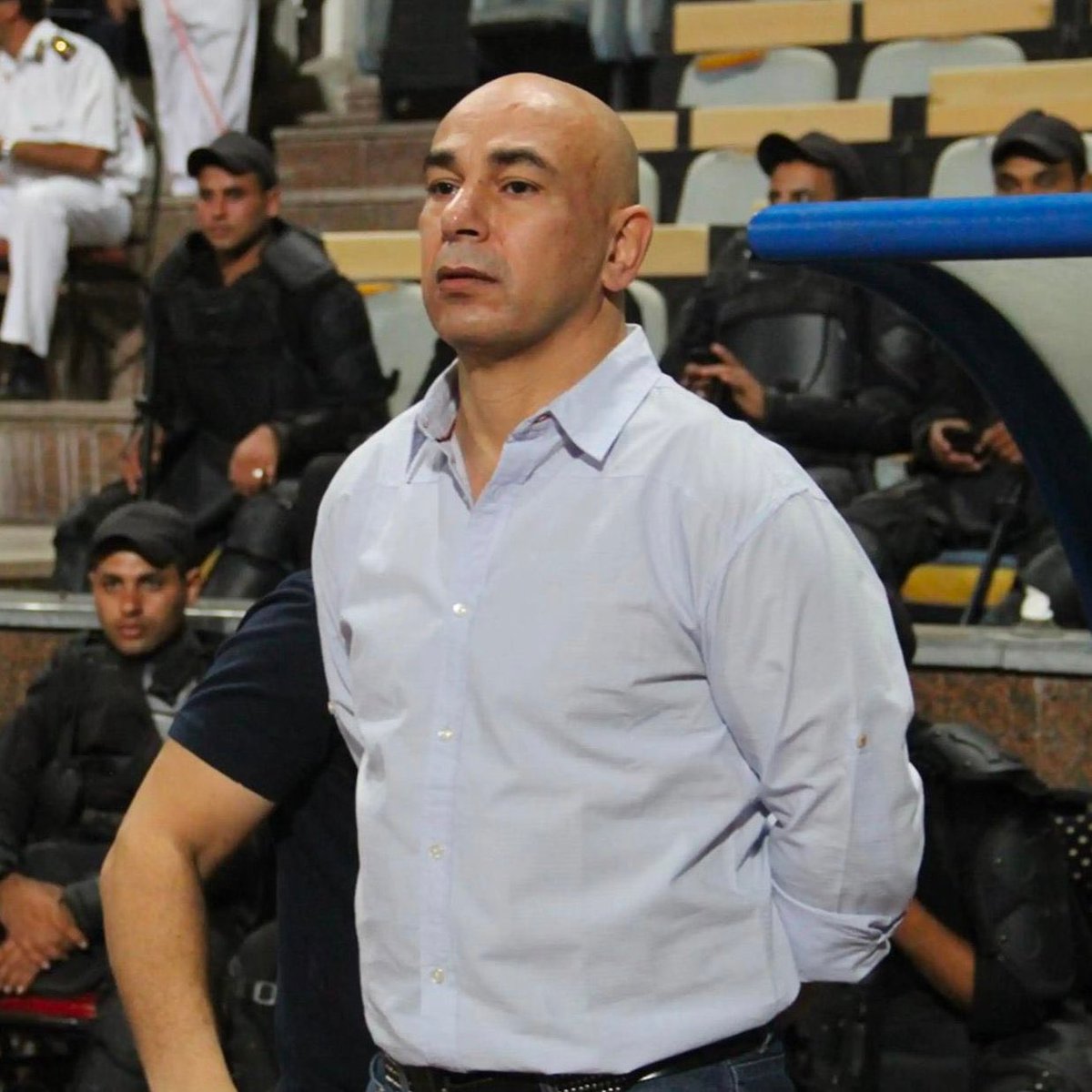 🚨 OFFICIEL ! 

Hossam Hassan devient le nouveau sélectionneur de l'équipe nationale d'Égypte ! 🇪🇬👔

Pas d’Hervé Renard donc.