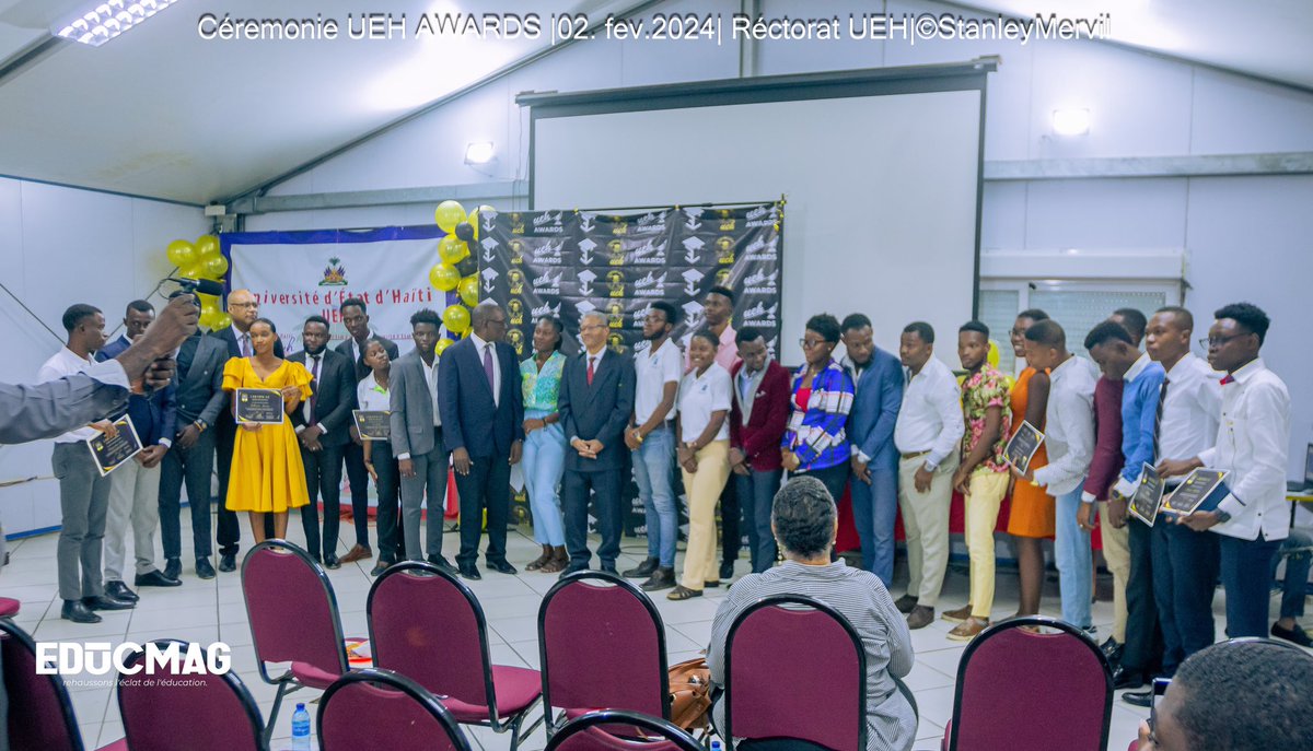 etidyan_leta's tweet photo. Vendredi dernier (2 février 2024), la Plateforme Etidyan Leta (@etidyan_leta) a organisé la cérémonie de remise des prix « UEH Awards », dans laquelle ils ont honoré plusieurs étudiants(tes) et entités qui ont su se distinguer durant l’année 2023. https://t.co/BU2KaW8zVH
