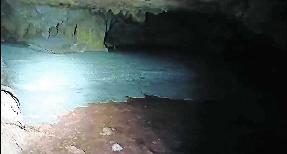 AViverosNoticia's tweet image. INVADE CEMENTO DE OBRAS DEL TREN MAYA ACUÍFERO DE CAVERNA

#TrenMaya #Caverna #Acuífero 

albertoviverosnoticias.com/detallenota.ph…