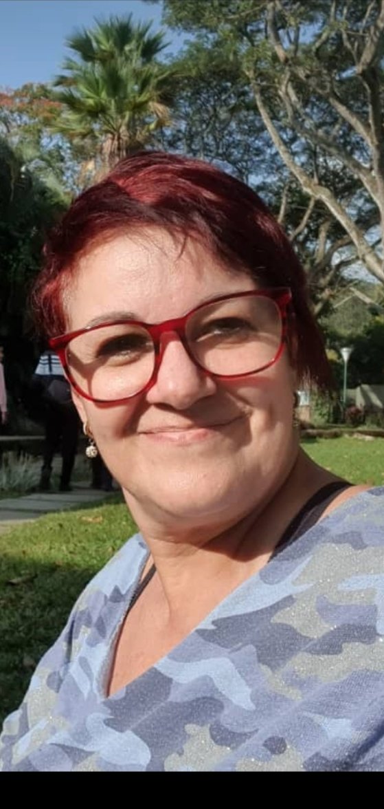 JudithArtesana's tweet photo. "no puedes creer vas a gobernar al país culpabilizando al chavismo y hundiendo el dedo en las llagas, es hora de sanar heridas, estigmatizar al chavismo es un error, igual el chavismo que pretende desconocer al otro, nos seguimos viendo como enemigos. Basta de éso" @MariaesPueblo https://t.co/qu79uz9kAD
