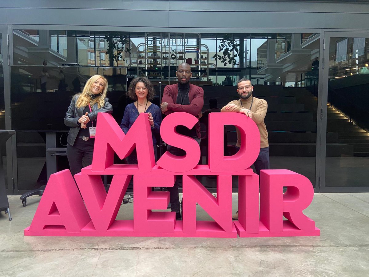 researchmyology's tweet photo. 👏🏻Bravo à l'équipe de @PietriRouxel avec @sfcsvc et Massire Traoré: ils étaient aujourd'hui à la 6e journée  #MSDAVENIR @MSDFrance avec leur projet Lauréat sur l'utilisation du GDF5 contre la sarcopénie
https://t.co/sBfePx0e4J
@Sorbonne_Univ_ @InsermIDF @Inst_Myologie https://t.co/N7pe1C7mq7