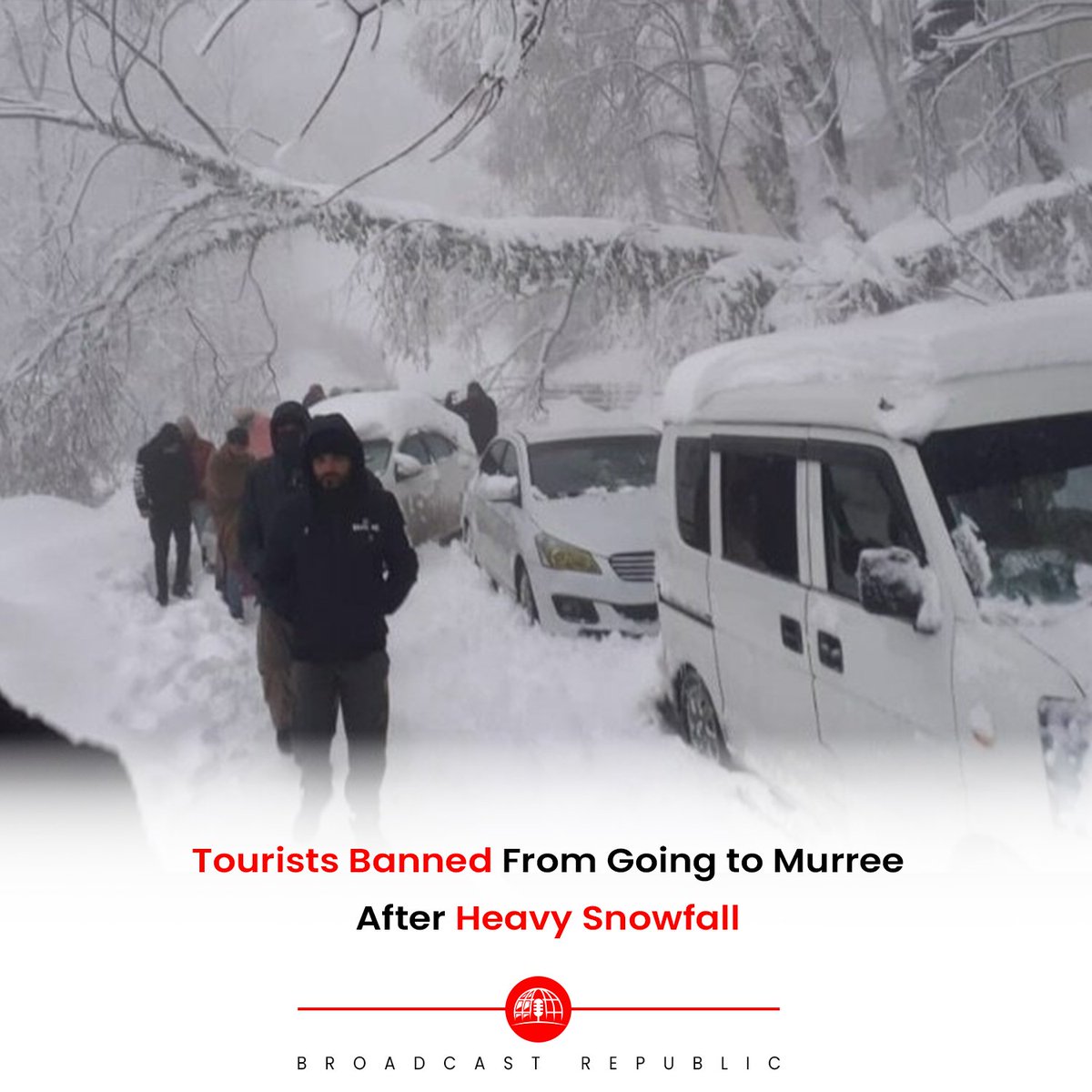 Authorities in Murree have imposed restrictions on tourist entry following heavy snowfall, leading to traffic congestion and infrastructure challenges. 

#BroadcastRepublic #MurreeSnowfall #TouristRestrictions #TrafficChaos #InfrastructureChallenges #WinterTravel