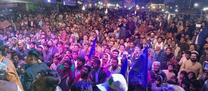 ZaheerChanna8's tweet photo. #شکریہ_میھڑ
آج میھڑ کے عوام نے ثابت کردیا کہ وہ جیسے پہلے تین بار فیاض علی خان بٹ کو جتوایا تھا اور انشااللہ چوتھی بار بھی اپنے رہنما فیاض علی بٹ صاحب کو جتوائیں گے
#PS81 #HumSabKaNishanTeer https://t.co/iGSrwr8O68