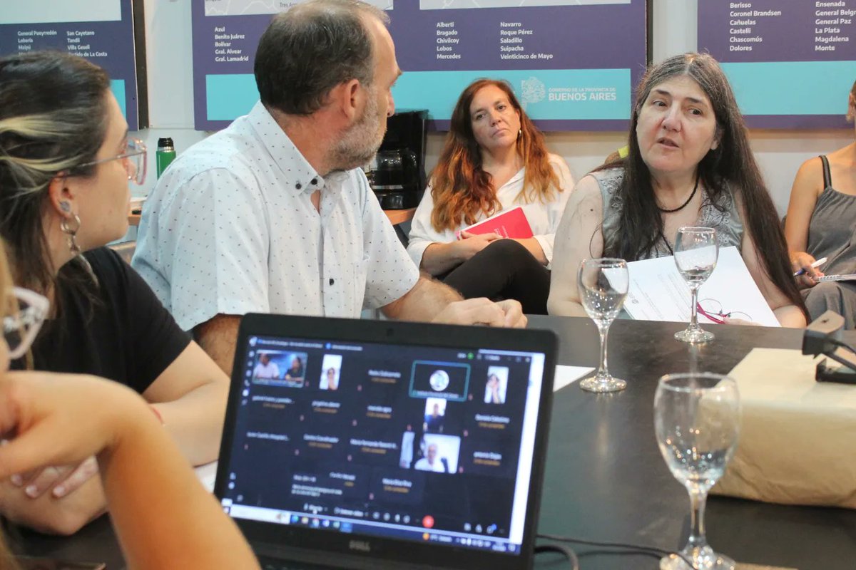 subsaludbap's tweet photo. En el marco del Día mundial de la lucha contra el Cáncer, mantuvimos la primera reunión del año con equipos de Oncología de htales provinciales, municipales y nacionales para dar inicio a encuentros periódicos y trabajar en las políticas en materia de cáncer en @BAProvincia
⁣ https://t.co/s42X8Rcc4o