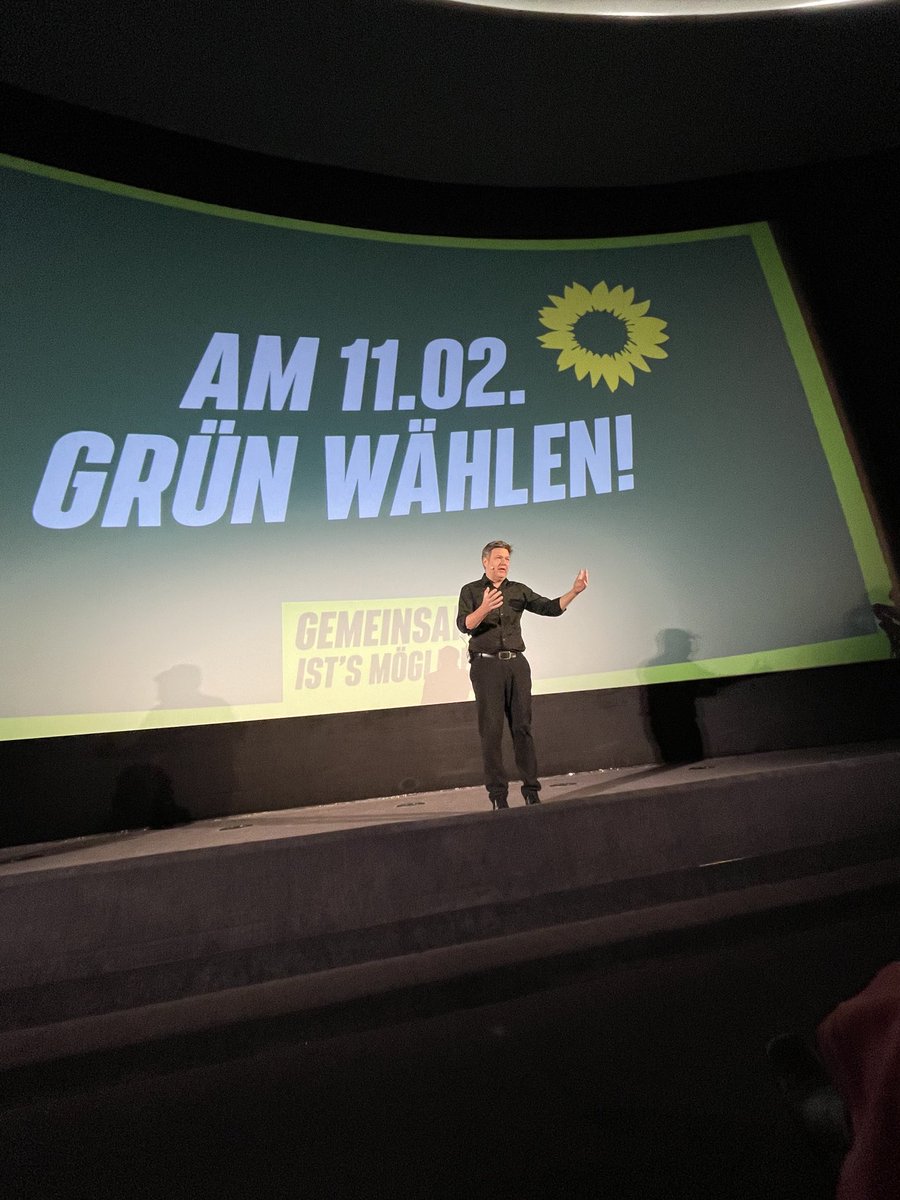 Renate Künast tweet media