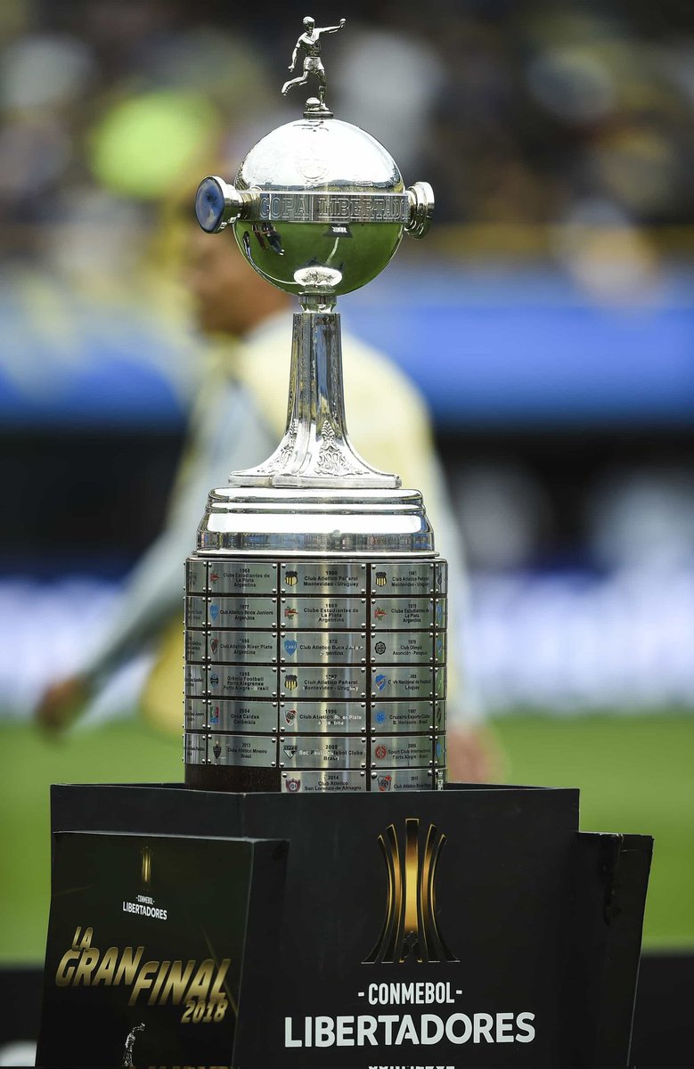 lauti_rioss's tweet photo. Si le dan a elegir entre que argentina sea campeón del mundo por 4ta vez o que el equipo del cual son hinchas gane una libertadores más

El amante del fútbol cuál elige? https://t.co/29FYDweIZG