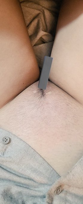 上面這些毛毛好難拔，好痛😢 https://t.co/W84KUUbAIW