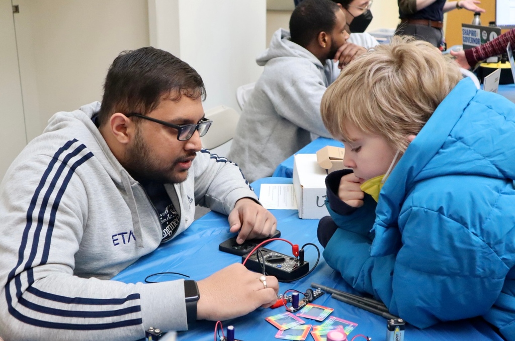 Philly Materials Day was last Saturday, February 2! Drexel, Penn, and local high schools came together at Bossone for Materials Science &amp; Engineering demos, experiments, and tons of fun!