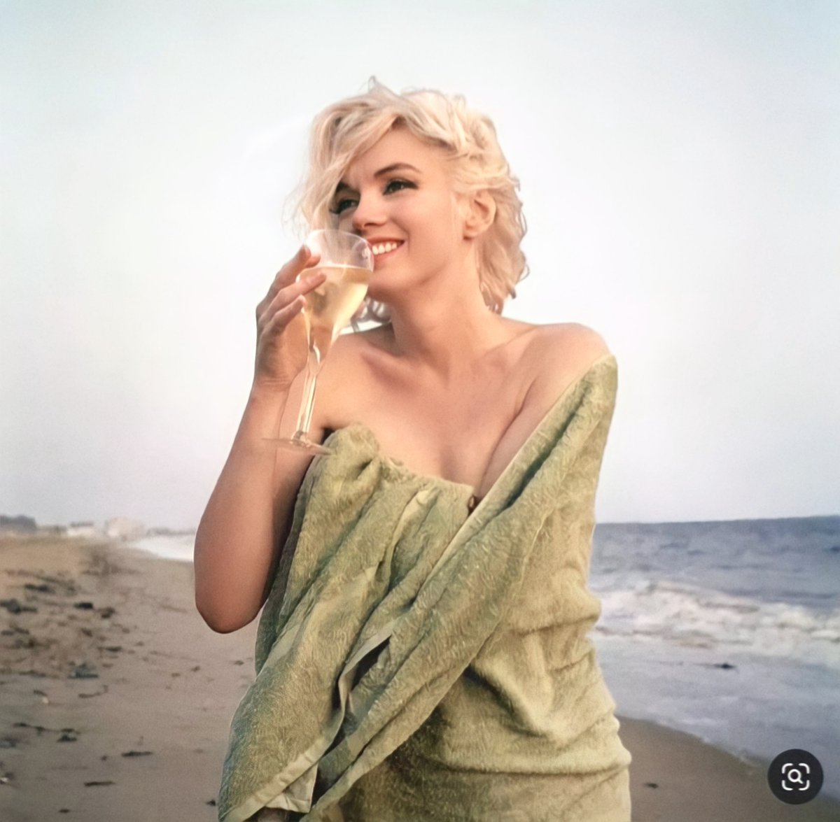 Eternal beauty, Marilyn Monroe--photographed by George Barris in 1962.