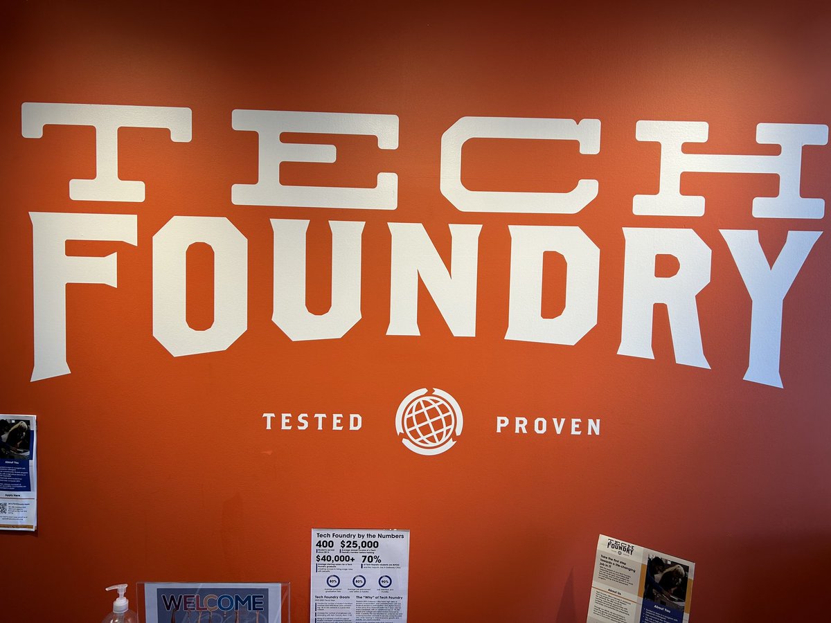 JayAshMACP's tweet image. Western MA day 2day cuz we’re #MACP not #GBACP (IYKYK) - spent time w my fellow board-ers @TheTechFoundry - MA’s premier tech training program, where trainees connect w 100+ biz partners &amp;amp; end up increasing wages by 50% or more upon completing the 18 week program &amp;amp; 6 HCC credits!