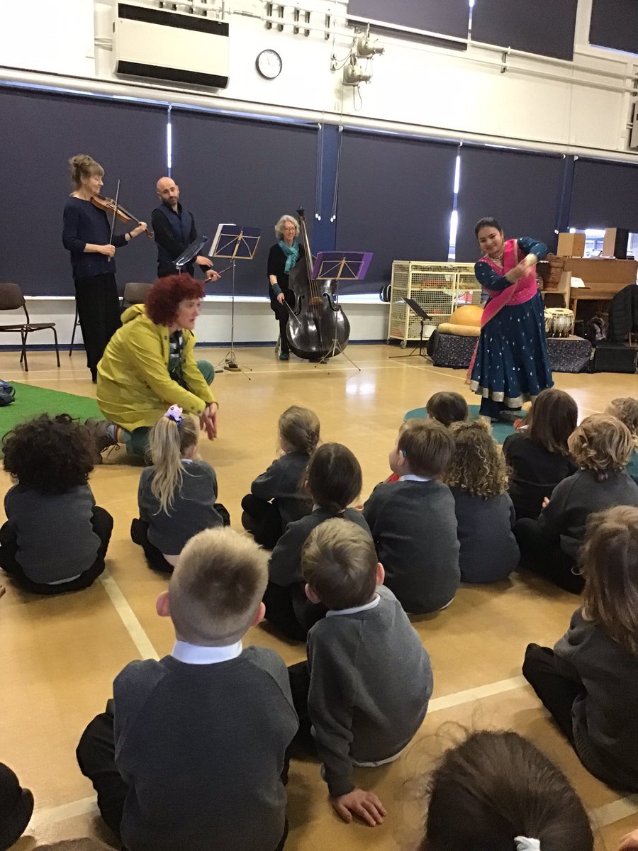 Amazing performance of Down At The Pond by NYMAZ had our Reception children from <a href="/StakesbyAcademy/">Stakesby School</a> enthralled! Thank you so much for inviting us <a href="/EastWhitbyPA/">East Whitby Academy</a> 😄