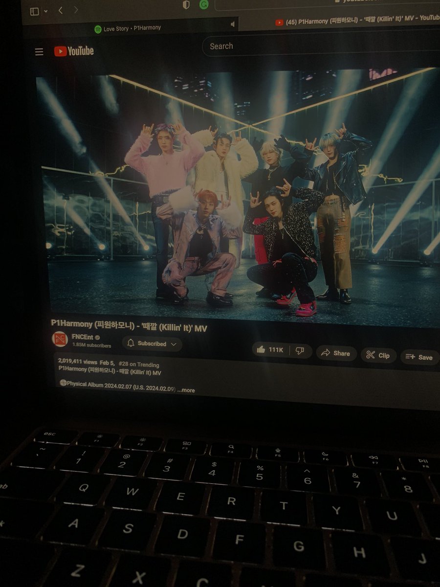 keehosl0ve's tweet photo. 2M VIEWS!! 🥳

#KillinItTODAY #Killin_It #때깔
#P1Harmony #피원하모니 @P1H_official https://t.co/oFpgtb9WMr