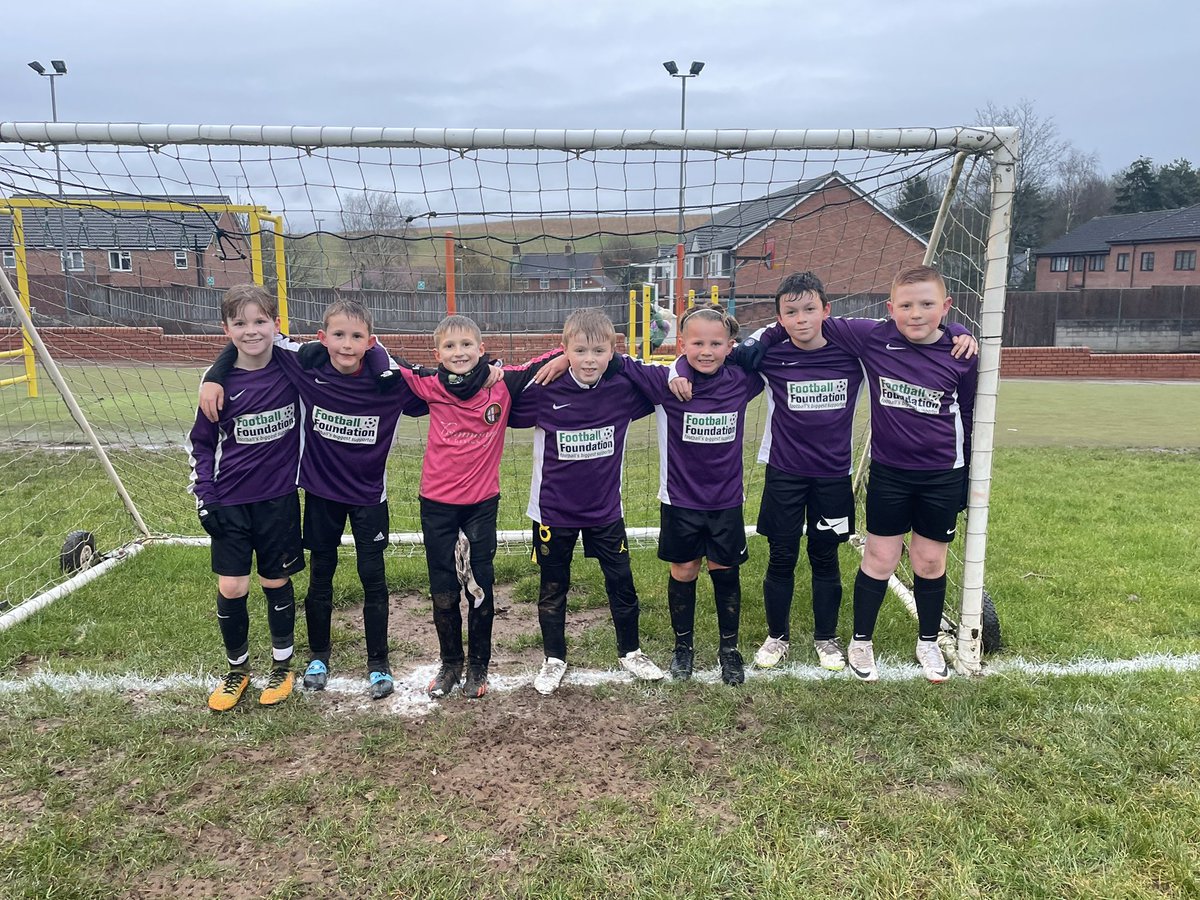 Congratulations to this super team, on making it through to the next round of the Year 5 🏆, with a 3-1 victory tonight. They all played brilliantly, despite having the heavy ☔️ ☔️to contend with. Thanks @NextLevelSportX for your support 🟣⚪️

Well done boys! #TeamCroft