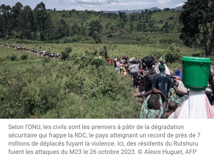JF_LE_DRIAN's tweet photo. Ce qui se passe à GOMA aujourd'hui dans le KIVU en RDC est insupportable et personne n'en parle. Les terroristes du M23 pilotés et financés par le pire criminel contemporain, Paul Kagamé, terrorisent nos amis congolais.
 
"Hier, vendredi 2 février à la mi-journée, un engin explosif est tombé - pour la première fois - à proximité d’une école primaire en périphérie de la ville de Goma."

Malheureusement en 1990, la France s'abstint d'éliminer le FPR. La France céda une fois de plus aux US.

Aujourd'hui une question se pose : Qui va enfin neutraliser le plus grand criminel contemporain, Paul Kagamé, installé par Bill Clinton pour servir les intérêts anglo-américains et faire de Kagamé son Wagner africain.

L'UE est juste une souillure qui soutient un dictateur sanguinaire dont le bilan se compte en millions de morts, et à coté duquel, V. Poutine est un enfant de cœur.

Il suffit donc à un chef d'Etat de rendre des services qui profitent au couple EU-US pour que tous ses crimes soient absous. 

Oui je suis patriote et lorsque TOTAL entend exploiter des ressources minières au Mozambique, cela me réjouit.

Pour autant la fin ne justifie pas les moyens.

L'utilitarisme anglo-saxon, "une dose de mal pour une tonne de bien", se traduit le plus souvent en pratique par un mal pour un plus grand mal.

https://t.co/ce0xx5WNml

Le génocide d'une partie des tutsis et les massacres massifs des hutus qui ont choqué le monde en 1994 ne sont pas venue de nulle part.

La CIA et ses alliés du gouvernement ougandais qui n'ont eu de cesse de soutenir le F.P.R (Front patriotique rwandais) portent une lourde responsabilité dans la guerre civile qui déboucha sur tant d'horreurs.

https://t.co/ce0xx5WNml

Quoi qu'il en soit, l'objectif US cyniquement utilitariste fut atteint. 

Kagamé fut installé durablement au pouvoir pour refaçonner la région des grands lacs et permettre notamment aux anglo-américains d'exploiter les ressources exceptionnelles du KIVU, générant au passage des millions de morts chez nos amis congolais.

Ce même Kagamé n'a cessé de capitaliser sur le statut de victimes des tutsis en 1994 pour commettre bien pire. Or le statut de victime n'offre pas le permis de massacrer pour l'argent.

Aujourd'hui, malheureusement, il semble que pour la plupart des journalistes français qui se revendiquent "progressistes" la vie d'un africain n'a pas la même valeur que celle d'un européen de l'Est. 

France 2, BFMTV, CNEWS... vont t-il un jour mettre le focus sur le plus grand criminel contemporain qui se trouve être le président du Rwanda ?

A quand de véritables investigations sur Crystal Ventures Limited (CVL) et sur son donneur d'ordre ?

https://t.co/GSD03z3utx