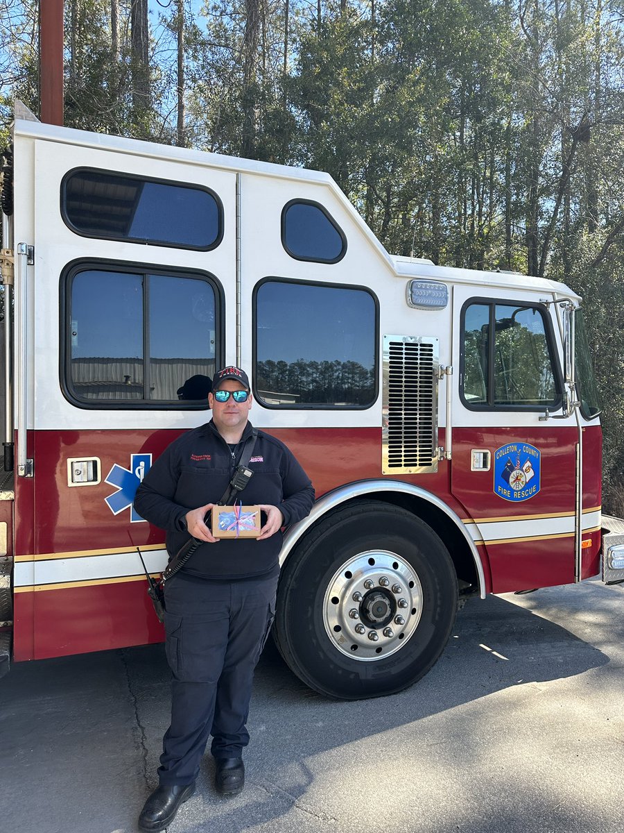 Happy Workiversary, Firefighter-EMT Ray Kozik! Thank you for your 7️⃣ years of service, and we wish you many more!