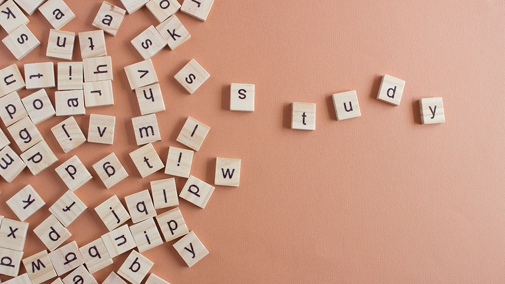 What do plogging, flinking, and bobbing have in common? They're all terms that #marketers and #policymakers created to encourage certain behaviors. 

A new Journal of Marketing study shows the advantages of coining a new term to influence consumers: bit.ly/3SNvLhm