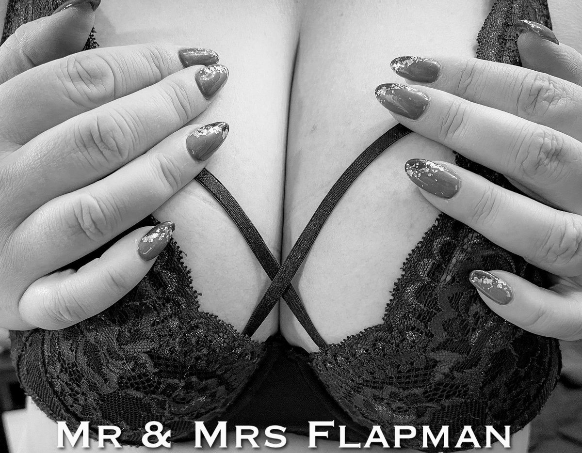 BUSTing to be part of #tittytuesday. ❤️