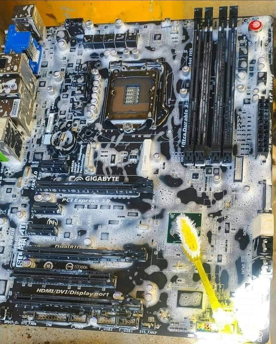 Bojan Tunguz tweet media