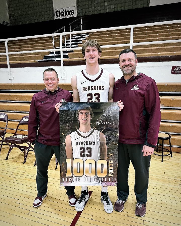 Hit a huge milestone of 1,000 points Saturday afternoon! Couldn’t thank my coaches and teammates enough for all their support! @ILHoopProspects @michaelsobrien @MorrisHerald @chilandprephoop @ILLHoopsScoops @IL_MaxPreps @Recruit2Illini @HeraldNewsSport