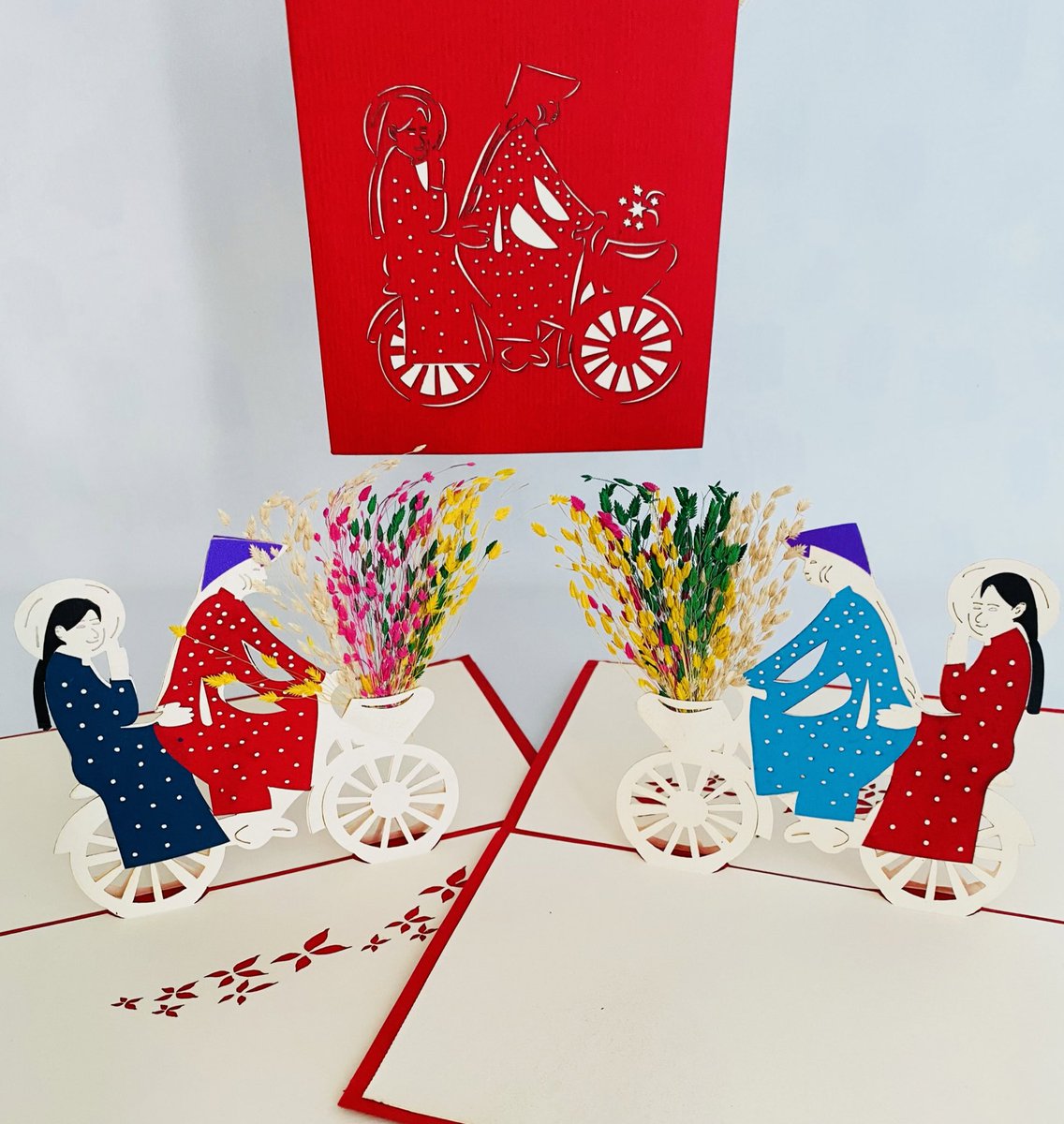 HandCrafted_Uk's tweet photo. Revving up for Lunar New Year!🏮🧧
Delivering smiles and blessings with every pedal, adorned in vibrant traditional attire and carrying beautiful 3D Popup Greeting Cards!🏮🌟🌾
#LunarNewYear #TraditionAlive #YearOfTiger #CulturalCelebration #Sharelove #popupcard #tiger #Celebrate https://t.co/rnT2lF2SPn