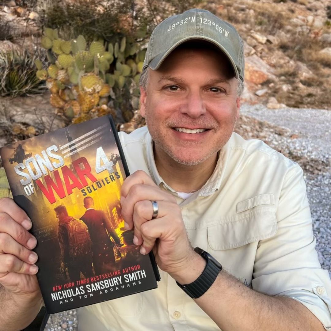 Congratulations to @greatwaveink + @abrahamsbooks on the release of the 4th + final installment of the #SonsofWar #bookseries: #SONSOFWAR4! We know readers will love this last adventure. #DearReaders Letter: buff.ly/3HShVEh Don't miss out: buff.ly/48OAWmC