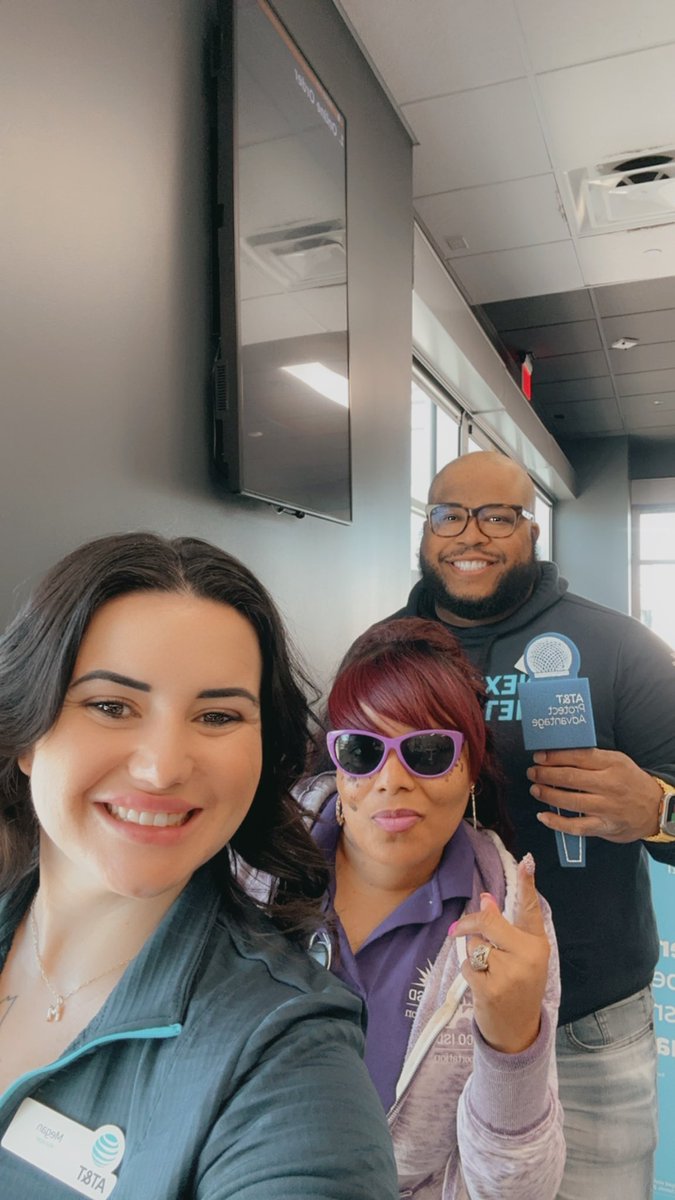 Megan Amlong (@amlong_megan) on Twitter photo Mr. <a href="/PiperDushunATT/">Mr Piper</a> always doing his best to educate his customers & PROTECT their home devices. #Strive4Greatness #GoatsOfProsper @NTX_Diggs <a href="/MattLites/">Matt Lites</a> <a href="/EricJGraham_/">Eric Graham</a> <a href="/NTX_Market/">The NTX Market</a> <a href="/ProTechMikeD/">Mike Drimones</a> Mr. <a href="/PiperDushunATT/">Mr Piper</a> always doing his best to educate his customers & PROTECT their home devices. #Strive4Greatness #GoatsOfProsper @NTX_Diggs <a href="/MattLites/">Matt Lites</a> <a href="/EricJGraham_/">Eric Graham</a> <a href="/NTX_Market/">The NTX Market</a> <a href="/ProTechMikeD/">Mike Drimones</a>