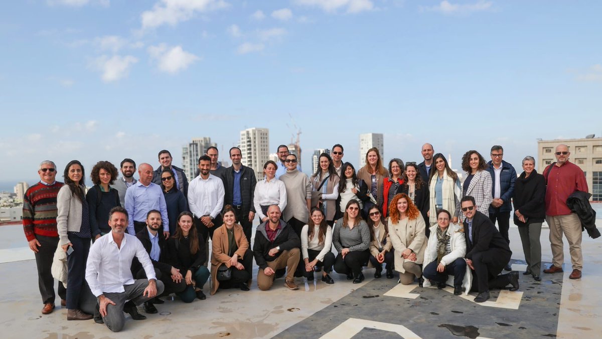 Today we had the privilege to hear from the very best of @ichilov_tlv  hospital in Tel Aviv about humanitarian missions, Innovation, 3D printing of surgical tools, and also about Trauma and acute care with Dr Eyal Hashavia at the rooftop helipad.
#Israeliinnovation