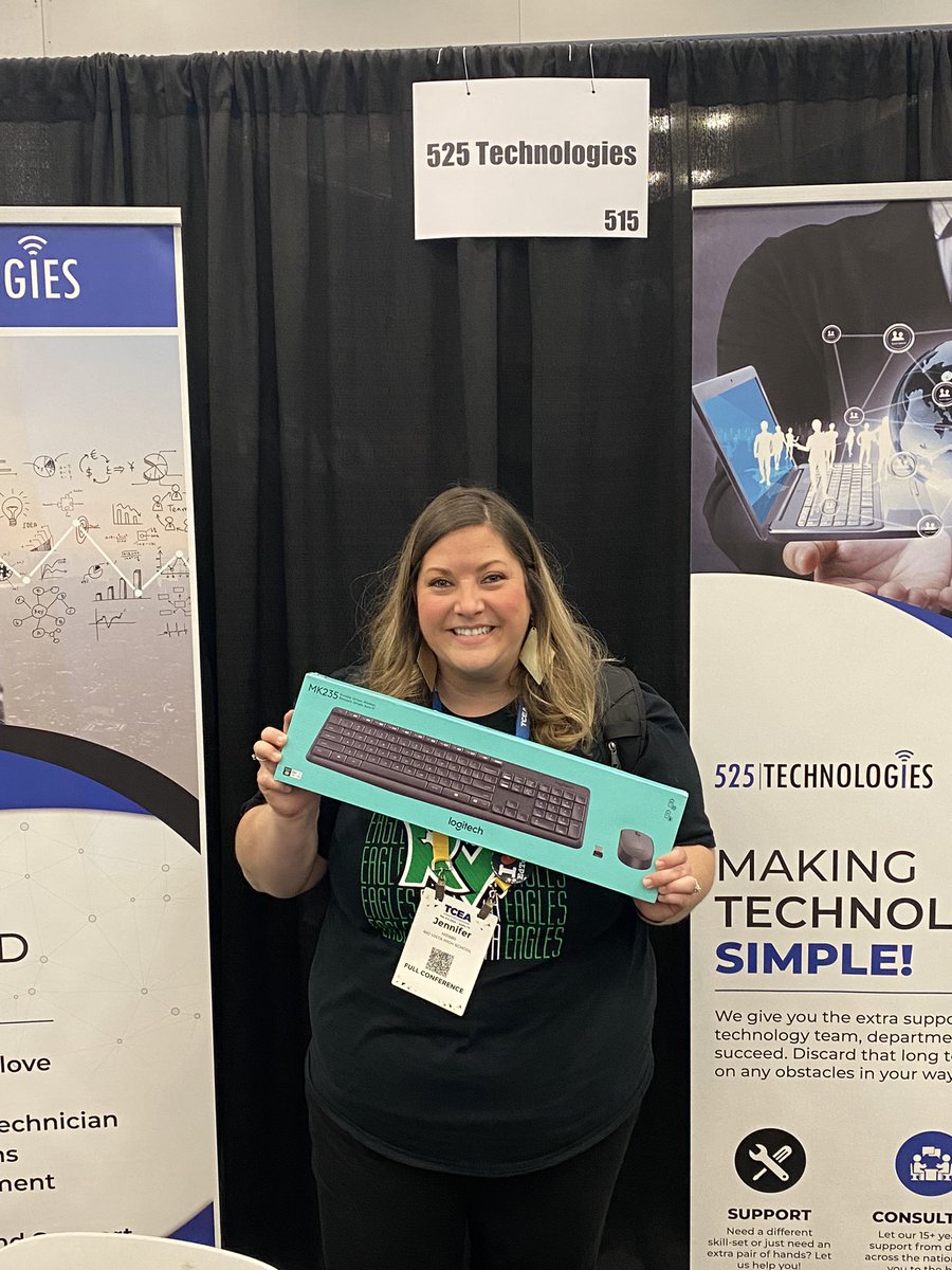 eujon_anderson's tweet photo. Fun times #TCEA2024. Networking, learning, and giveaways. Can’t wait until next year. #525technologies https://t.co/Ut6hsimib7