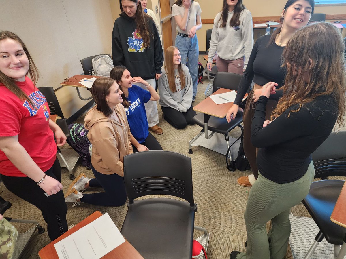 KtoyTeam's tweet photo. The KTOY 2024 team was in Lawrence yesterday at Kansas University with some college of education students. It was an awesome day to spread some joy! #joyjunkies #ktoy2024 #rockchalkjayhawk https://t.co/AU8iVFC0Re