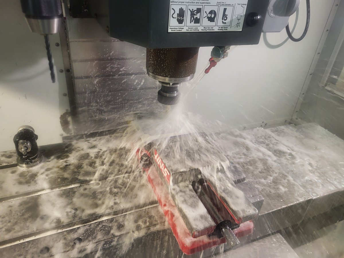 GTC_CNC_MT's tweet photo. #GHS Mason setting up and running his first part

@GreenevilleCity @GreeneTechCtr #tncte #cncmachining #haascnc #haasautomation @aaronflanary @GreenevilleTown @GreeneCoSch @GreeneIndustry @kimbunchcook @TeresaBClarkson @kimbgass https://t.co/SnM0UjJvAK