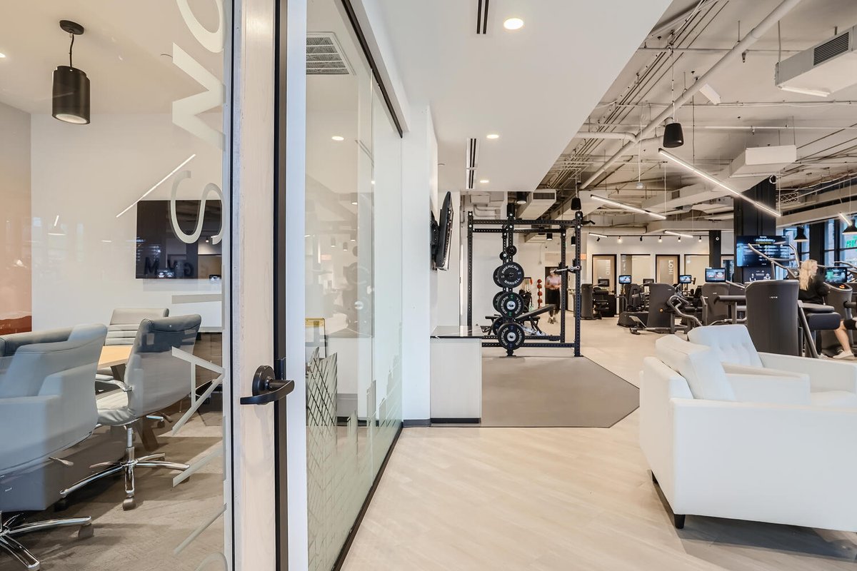 i2Construction's tweet photo. i2 Construction partnered with Kestrel Design Group to convert a previous cycling studio into EGYM’s North American HQ, dedicated showroom, and public fitness center. This project required structural changes and the design need to accommodate flexibility for showroom resets. https://t.co/3H0CF4fXPl