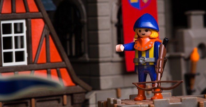 Did you know that Playmobil toys were invented by Hans Beck in 1974? Even today, the figures' smiling faces are bringing joy to kids everywhere! Come see Mr. Beck’s playful invention and many other unique toys inside Toy Town Junction at Luray Caverns. 🤩 #NationalInventorsDay