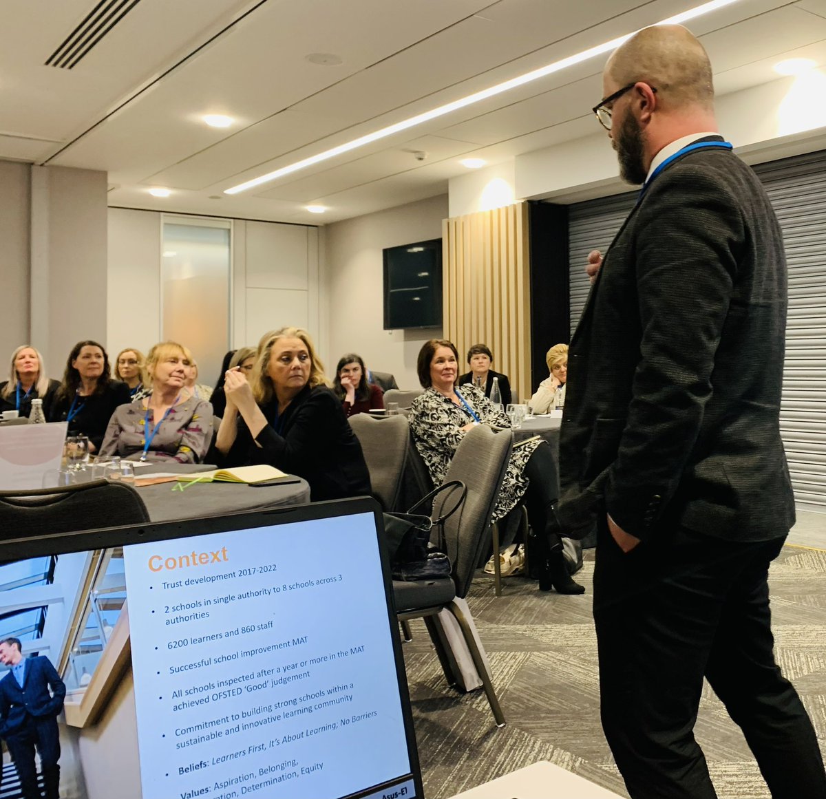 ShelleyStorer's tweet photo. Thanks for joining our panel Nick. Here you are in action. Thank you to everyone who joined our workshop today. Some great ideas and case studies of some really innovative practice. @HaysEducationUK @CSTvoice #CSTFinanceOps @futuresteaching https://t.co/oM5qDa8pd6