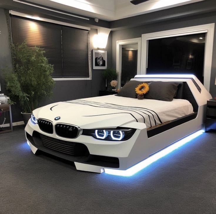 The perfect bed for taking a nap 😴
#BMW #bmw320i #bmwgram