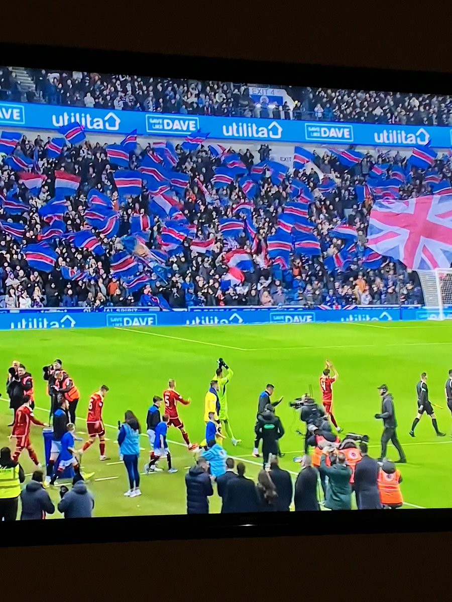 Still bugs me to this day,I didn’t sign for Rangers back in the day. …. #Fans 😍