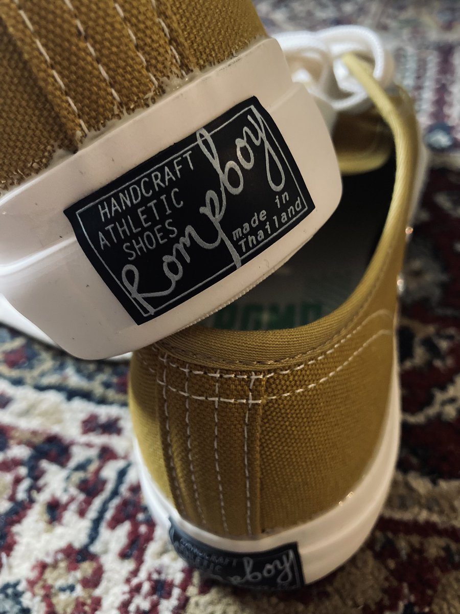 tomthemoddj's tweet photo. Over the weekend I visited Auteur store and picked up these beautiful sneakers. 

They were the last ones in the shop and in my size, how could I say no? 

They’re from a Thai brand called Rompboy, which is sadly no longer trading. https://t.co/bAvvArRCge