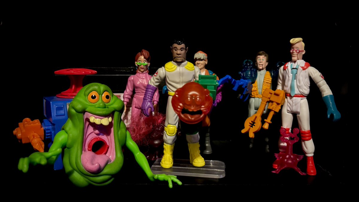 PopularTripe's tweet photo. Outta the box! Ready to Go! 🚫👻 #TheRealGhostbusters #FrightFeatures #Ghostbusters #GhostbusterMovie #FrozenEmpire #ghostbustersafterlife #Ghostbusters2 #ghostbustersanswerthecall #realghostbusters #Ecto1 #marshmallowman #staypuft #slimer https://t.co/ClXh4MwhVM