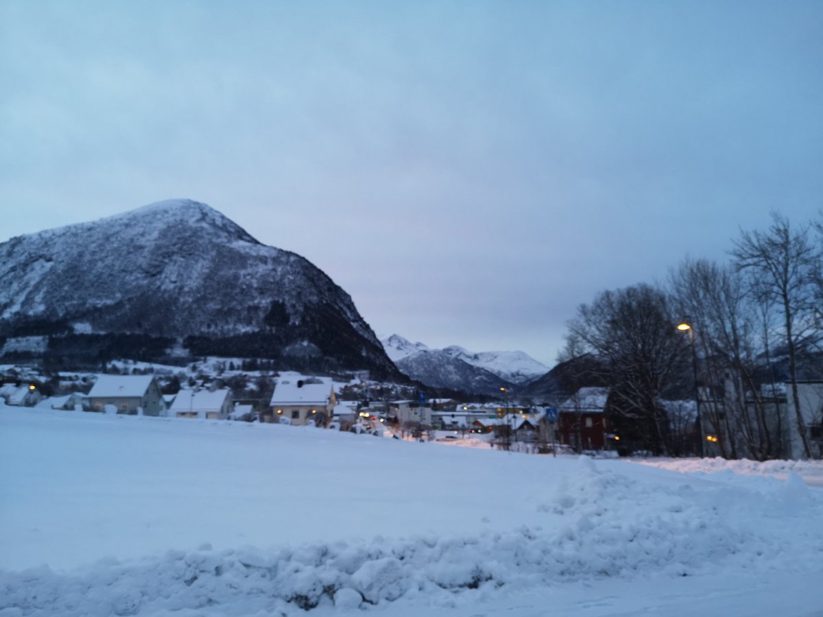 FfionJones5's tweet photo. Great first day @HiVolda for International week in beautiful Norway. I'm here representing @AberUni_Intl @AberUni @AberystwythTFTS. https://t.co/FzqrRCLKjS
