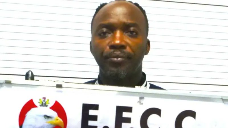 AfricanHub_'s tweet photo. A Nigerian pastor Theo O Ebonyi - well-known in Benue state - is accused of swindling his followers and others out of more than 1.3bn naira ($930,000; £740,000).

Your Comments on this... https://t.co/0q4J0qvYwL