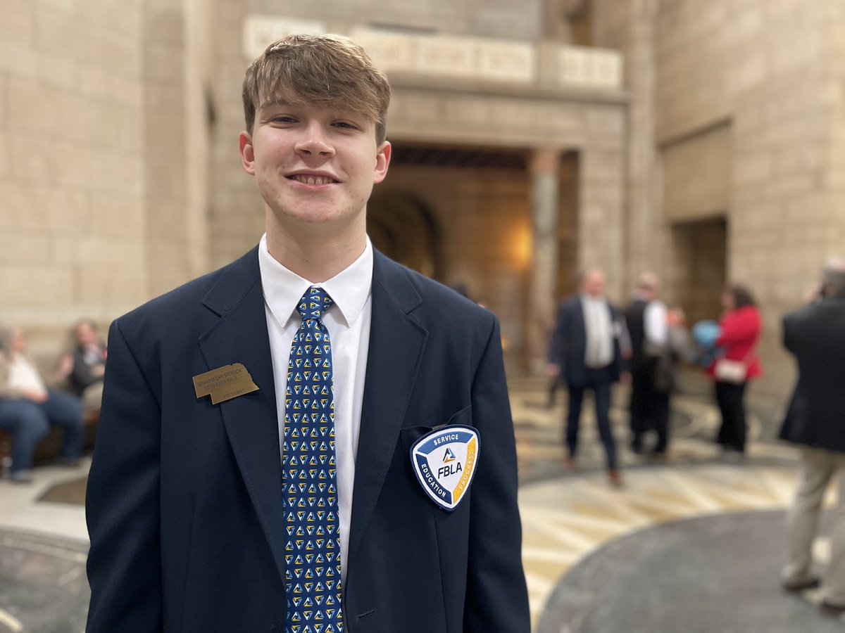 Steve White (@ntvsstevewhite) on Twitter photo Graham is a senior at <a href="/AuroraHuskies/">Aurora Huskies</a>. Monday he met Sen. Ricketts and now he’s visiting state senators as state FBLA president. Graham is a senior at <a href="/AuroraHuskies/">Aurora Huskies</a>. Monday he met Sen. Ricketts and now he’s visiting state senators as state FBLA president.