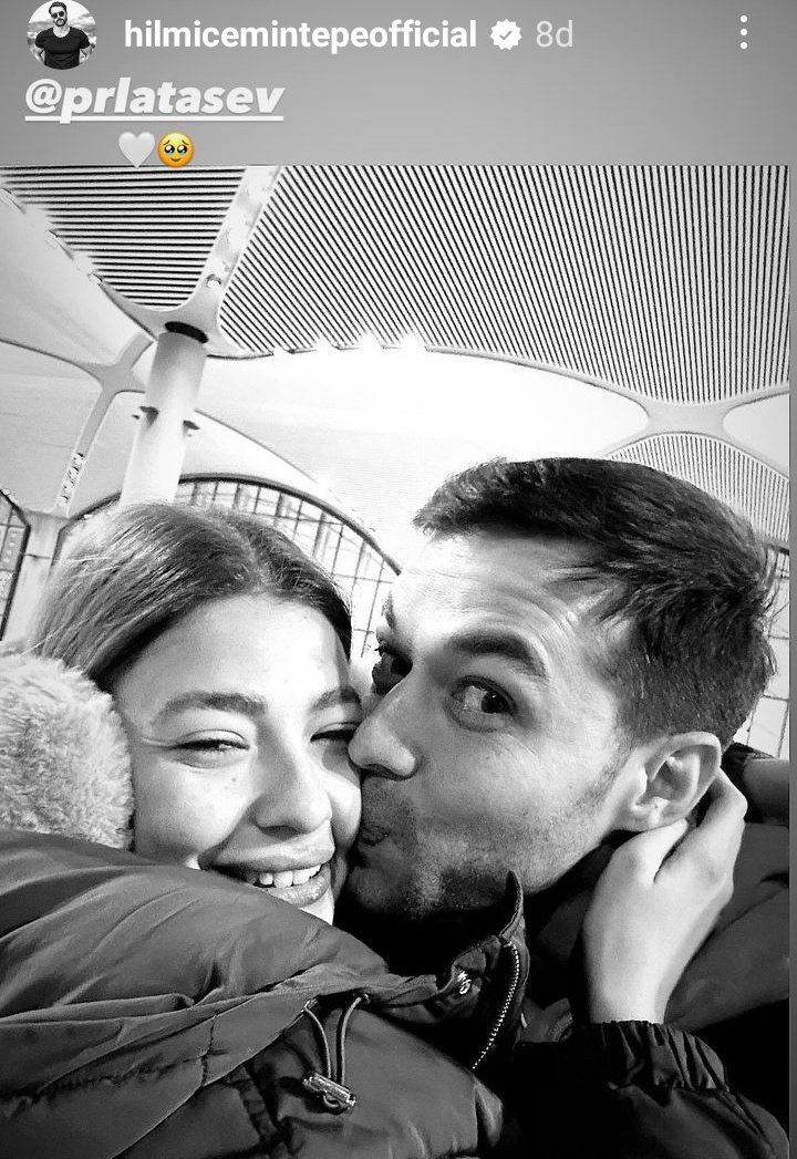 Burcu1990Burcuu's tweet photo. Hilmicem den Sevgilisi İle  Veda Postu geldi
Geliyor 🚀
#SurvivorAllStar2024 https://t.co/kbAbAtcMsb