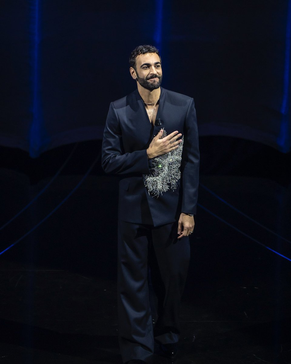 clevermelon's tweet image. Nto sì bellill #sanremo2024