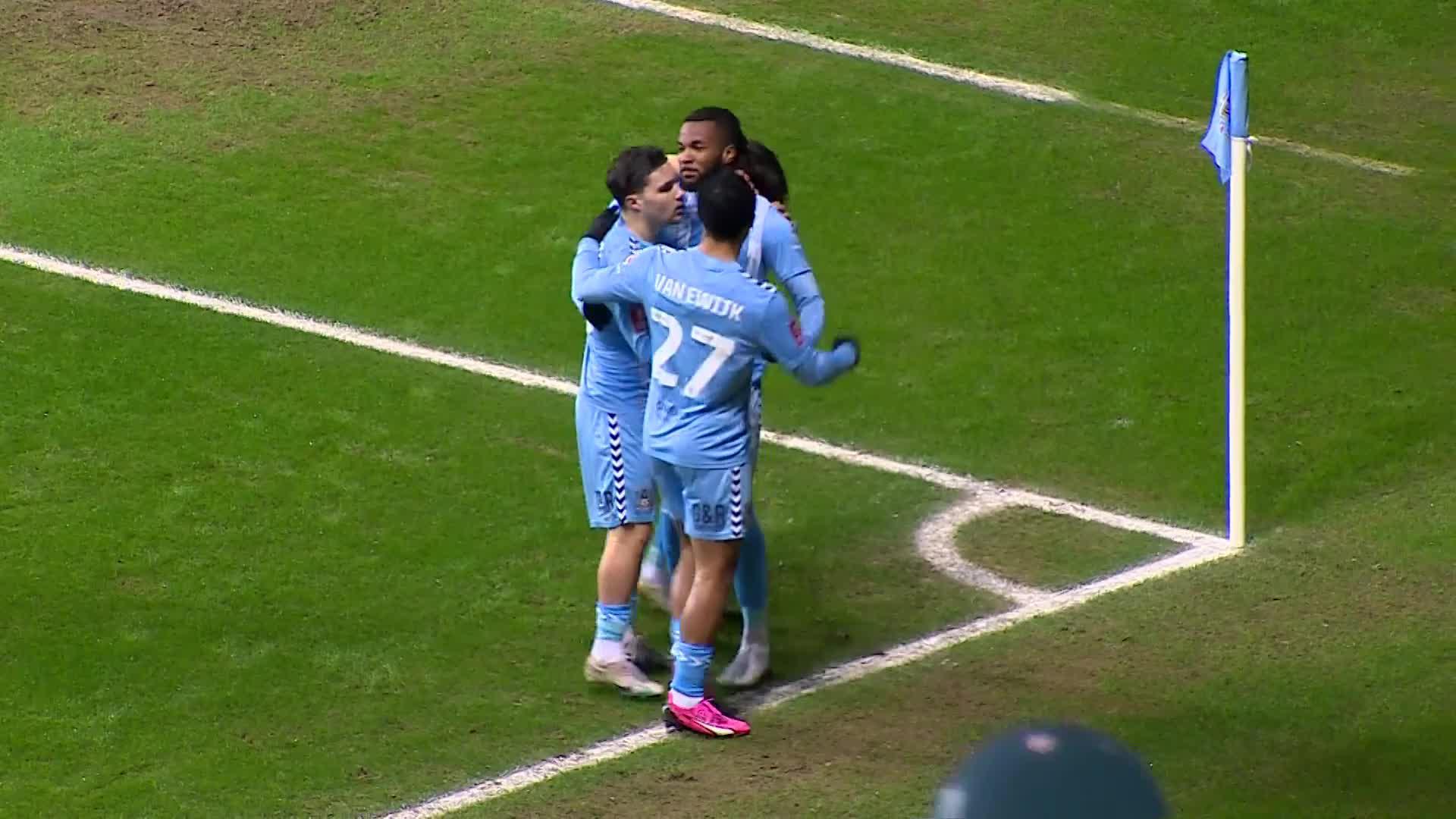 Composed finishing from @Coventry_City's Kasey Palmer 🥶#EmiratesFACup