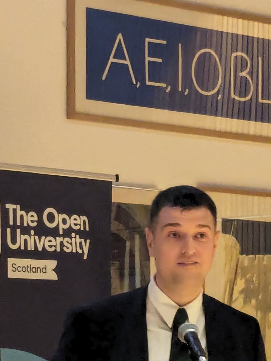 Val_Bold's tweet photo. Grand nicht celebratin the launch o the new Scots language course fur dominies, thanks tae @OUScotland &amp; a host o braw pairtners . Ower 120 signed up fae across Scotland now -- whit a fine reason tae ☺️ Yin o twa https://t.co/3G74K2uqAB
