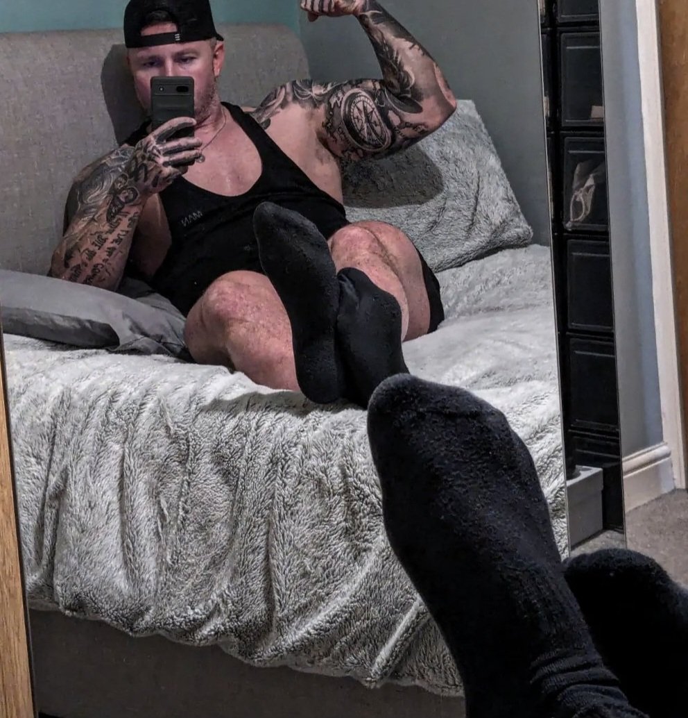 malefeetretweet's tweet photo. Worship @AlphaBarnes00 big sweaty socked feet he wants his feet worshipped and tributes sent serve him https://t.co/DgYRk9cOoV