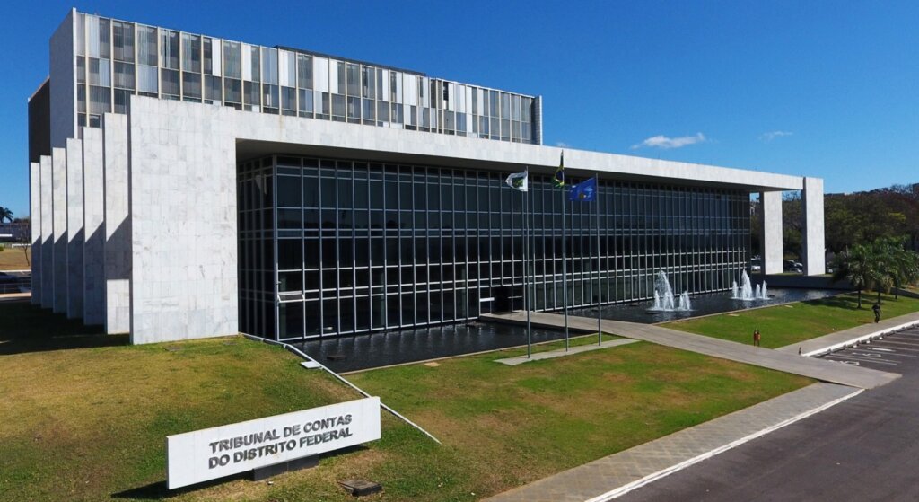 ri_callado's tweet image. Escola de Contas do TCDF abre inscrições para o curso Contraditório e Defesa no Processo de Controle Externo portaldocallado.com.br/politica/escol… #TCDF #DistritoFederal