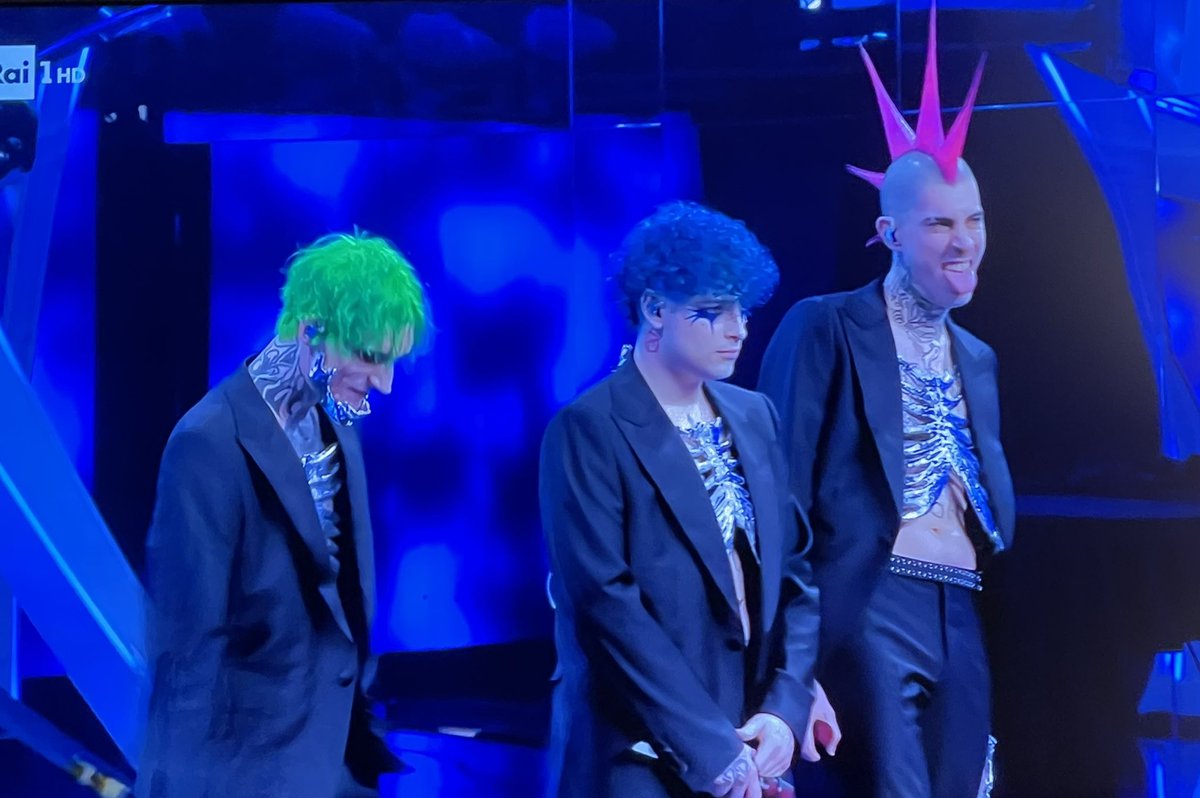 Droghiere's tweet photo. Che brutta fine che hanno fatto i Teletubbies #sanremo24 https://t.co/7BFYDGX9nI